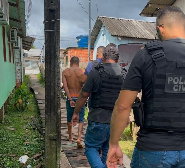 Homem é preso pela Polícia Civil por descumprimento de medida protetiva em Cruzeiro do Sul