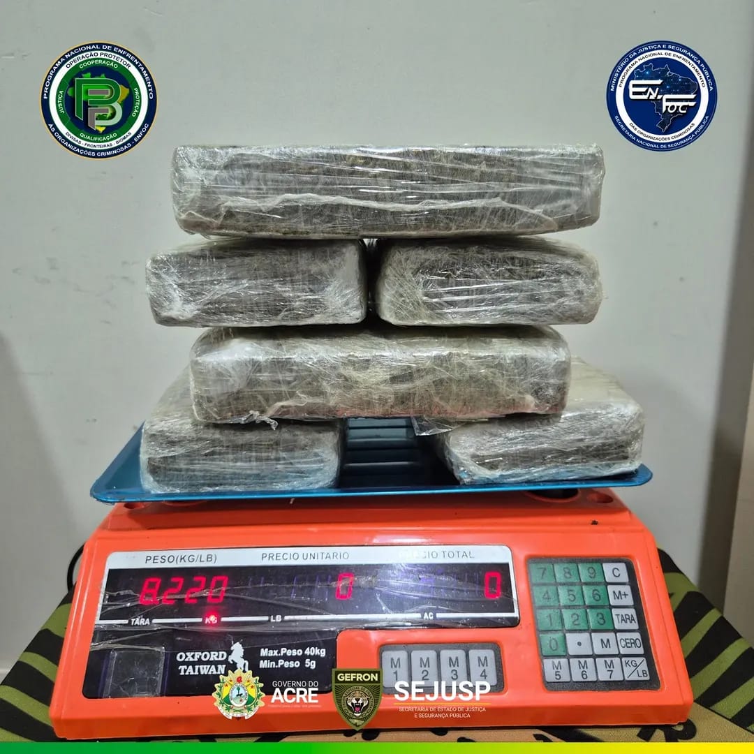 Gefron apreende mais de 8 kg de skunk e causa prejuízo de R$ 84 mil ao crime organizado