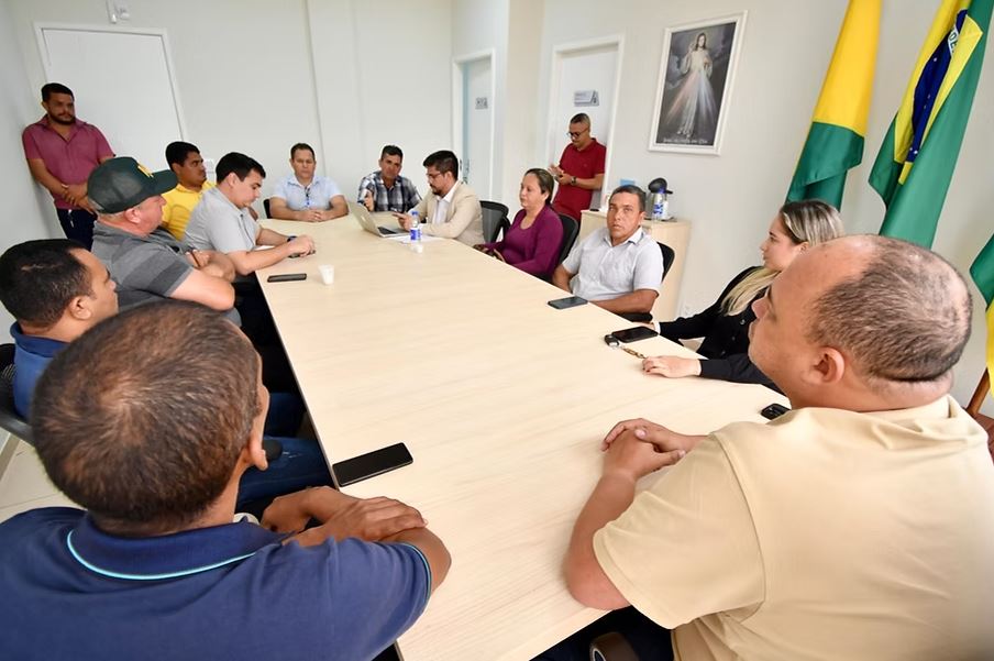 Gestão Municipal e Câmara de Vereadores se unem para reabertura do abatedouro de Mâncio Lima