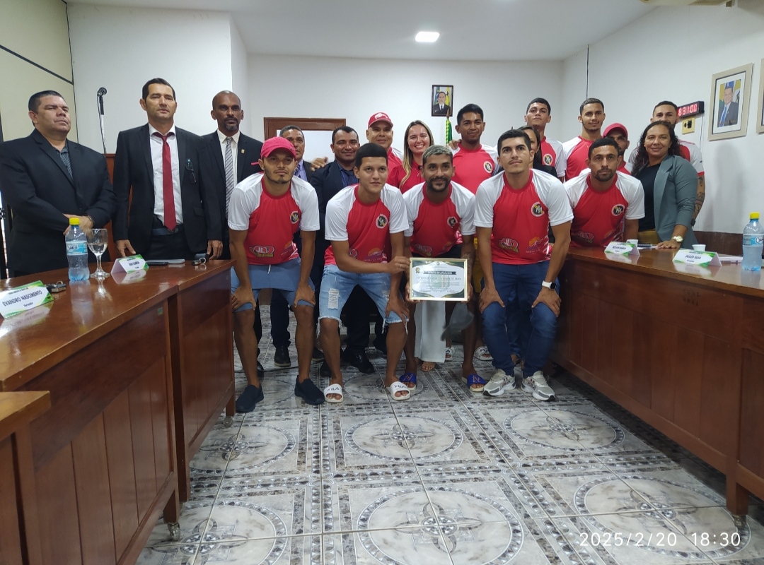 Câmara de vereadores Homenageia Time do Internacional de Mâncio Lima com Moção de Aplausos