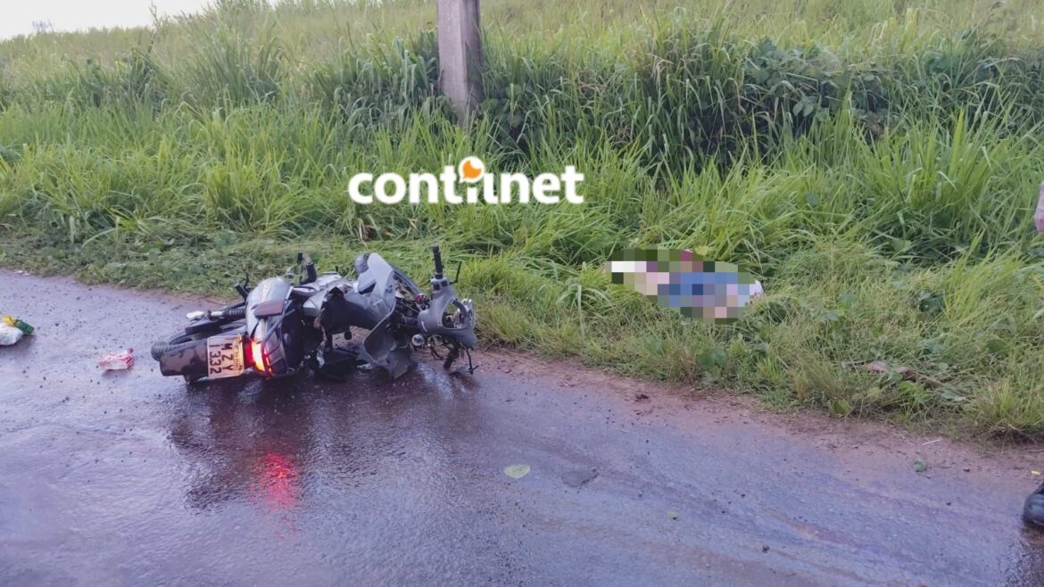 Tragédia na BR-364: caminhonete desgovernada colide com motocicleta e mata homem de 57 anos