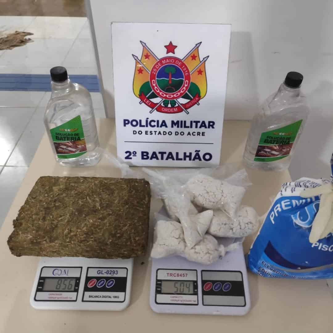 PM apreende maconha, cocaína e material para preparo de drogas no bairro Taquari, em Rio Branco